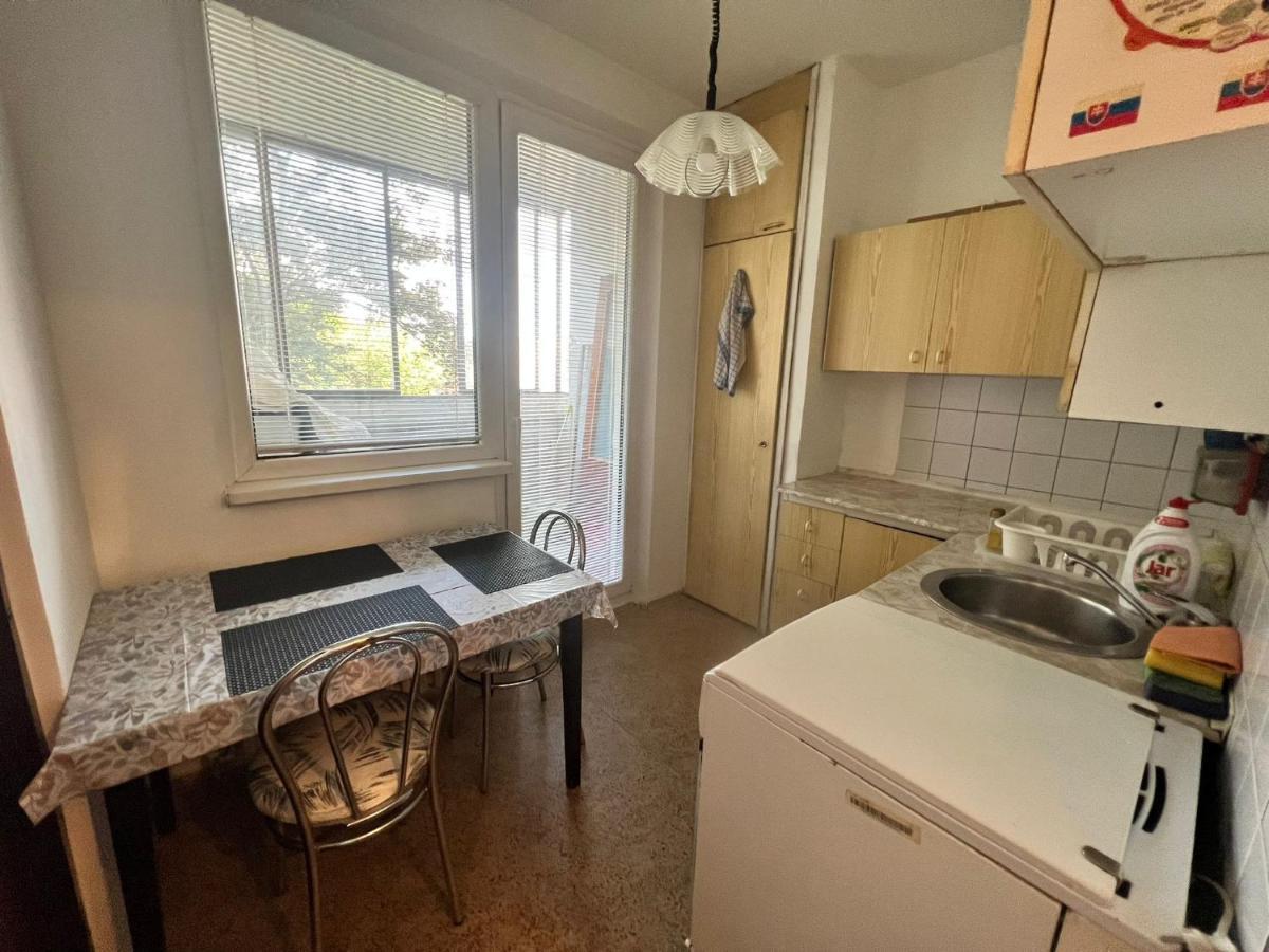 Apartman Solid, Bratislava Appartement Buitenkant foto