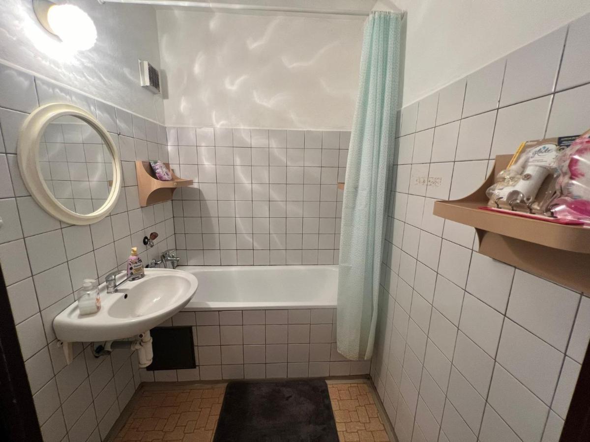 Apartman Solid, Bratislava Appartement Buitenkant foto